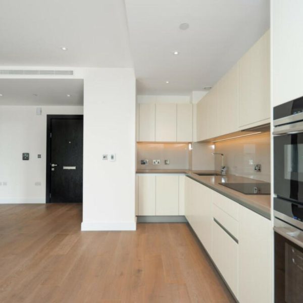 e0ce528f-4eee-4d14-986e-a585488c7615